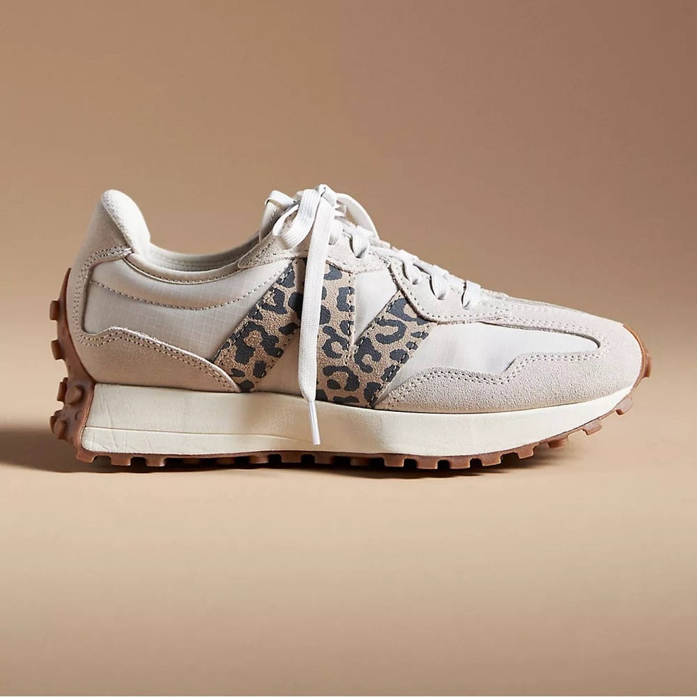 New Balance 327 sneakers